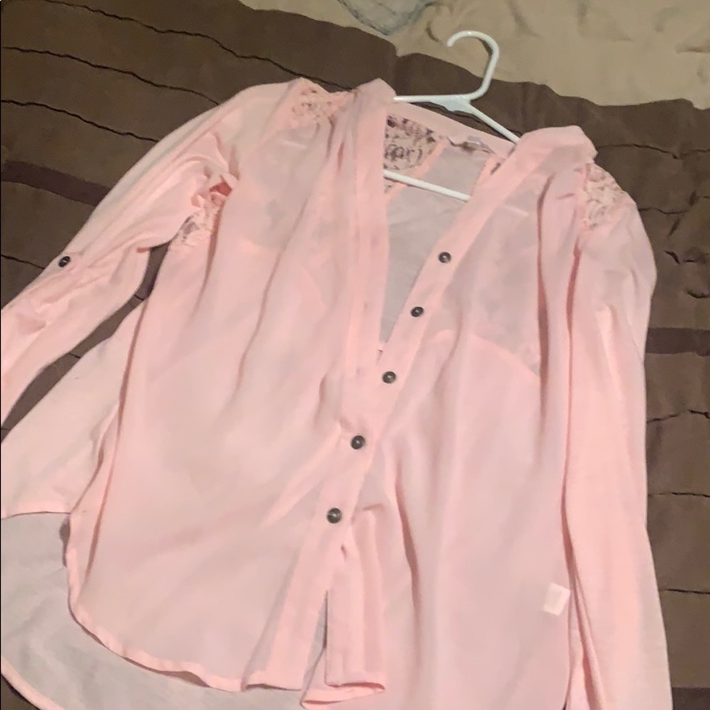 Lacey Blouse- Pretty